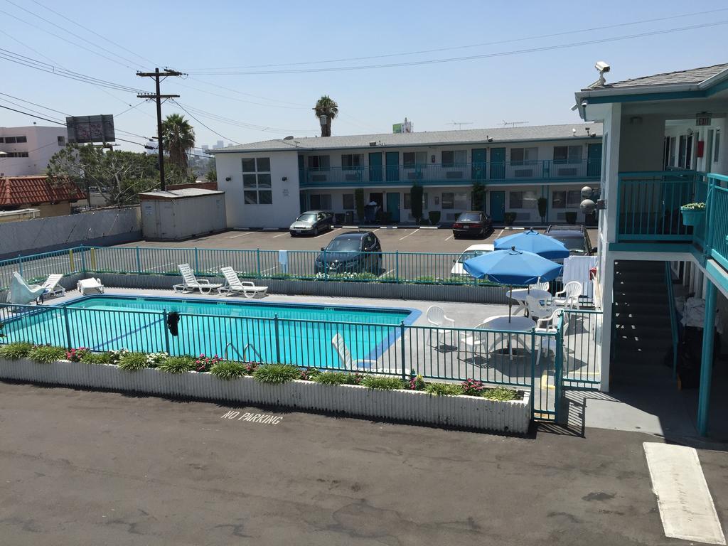 Travelodge By Wyndham Hollywood-Vermont/Sunset — Fotos 3